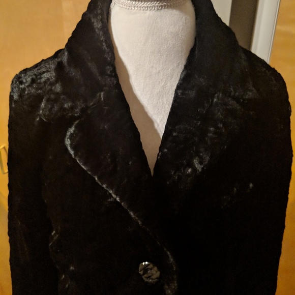 I.e. coat - Picture 1 of 5